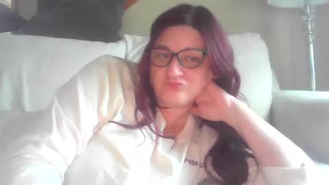 Marie online show from 11/02/25, 03:25