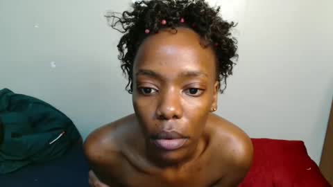 Snapshot of marigold_gift chatting on 04/03/26, 12:19 gold online show from 04/03/26, 12:19