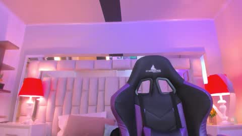 mariiahneedles online show from 03/07/26, 01:13