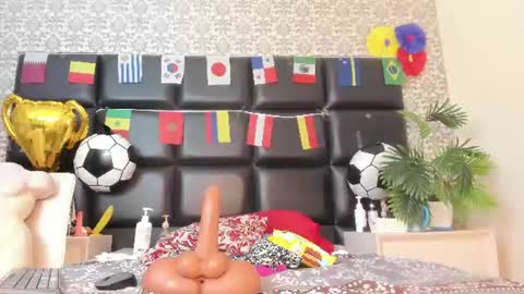 Snapshot of mariiana_fox chatting on 07/06/26, 03:03 mariana online show from 07/06/26, 03:03