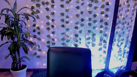 Snapshot of mariianadiaz1_ chatting on 02/07/25, 03:41 Maryyy online show from 02/07/25, 03:41