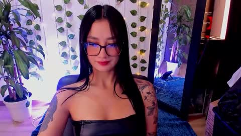 Snapshot of mariianadiaz1_ chatting on 12/16/25, 03:06 Maryyy online show from 12/16/25, 03:06