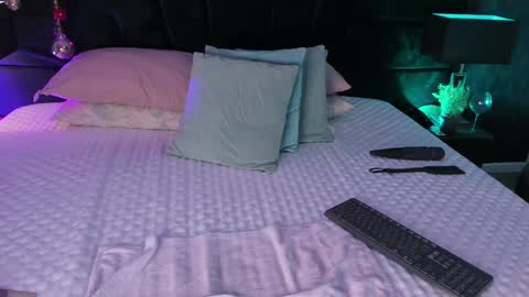 Mariana online show from 03/07/25, 02:56