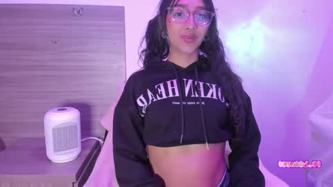 Snapshot of marijaneh chatting on 02/17/25, 11:02 Luna Dulk online show from 02/17/25, 11:02