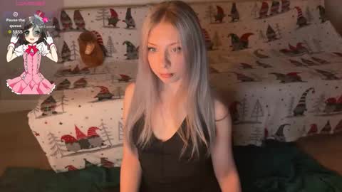 Snapshot of marikorin chatting on 02/10/26, 04:11 Mariko and Rin online show from 02/10/26, 04:11