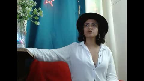 Marilin online show from 02/18/26, 07:32