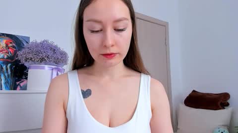 Marilina online show from 11/18/25, 07:46