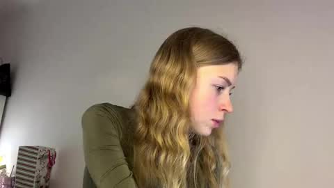 Elisabeth online show from 02/22/26, 05:22