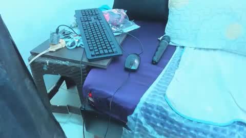 marilynwett online show from 01/12/26, 01:11