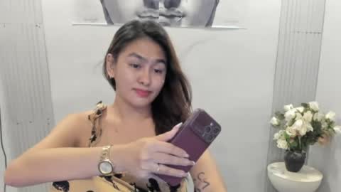 Anngilbuena online show from 05/13/26, 07:11
