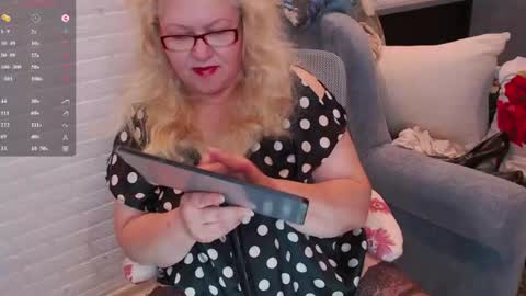 Snapshot of marinaabysss chatting on 07/17/26, 12:17 Marina online show from 07/17/26, 12:17