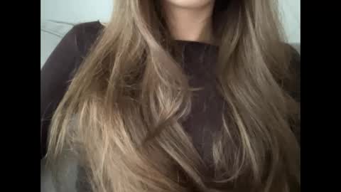 Snapshot of marinalovenow chatting on 03/01/25, 08:23 Marina online show from 03/01/25, 08:23