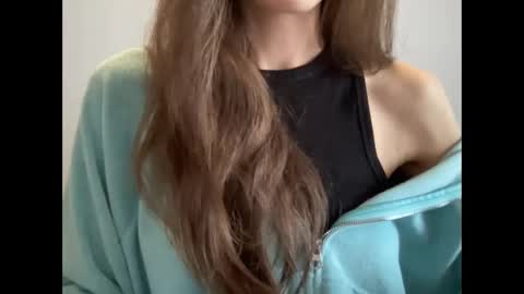 Snapshot of marinalovenow chatting on 03/03/25, 09:44 Marina online show from 03/03/25, 09:44