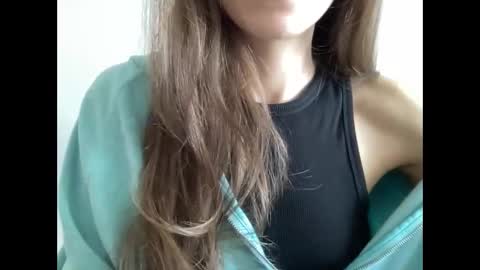 Snapshot of marinalovenow chatting on 03/07/25, 09:40 Marina online show from 03/07/25, 09:40