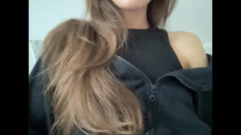 Snapshot of marinalovenow chatting on 09/16/25, 08:48 Marina online show from 09/16/25, 08:48