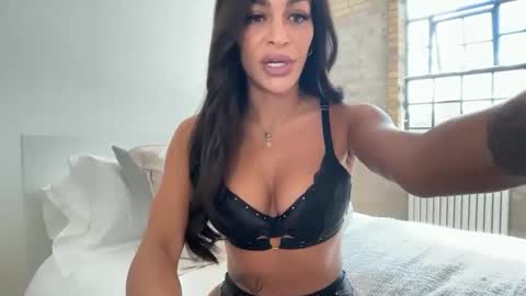 marinamayx online show from 09/21/25, 12:07