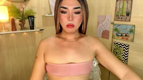 marina online show from 10/10/25, 09:19