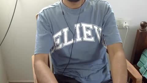 Snapshot of marinavine chatting on 04/04/26, 05:06 The SHY UncutBoy online show from 04/04/26, 05:06