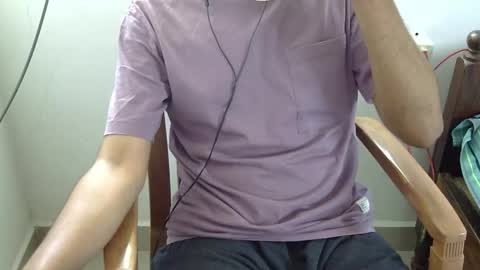 Snapshot of marinavine chatting on 04/12/26, 05:01 The SHY UncutBoy online show from 04/12/26, 05:01