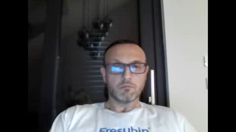 Snapshot of mario_300 chatting on 03/25/26, 10:05 mario_300 online show from 03/25/26, 10:05