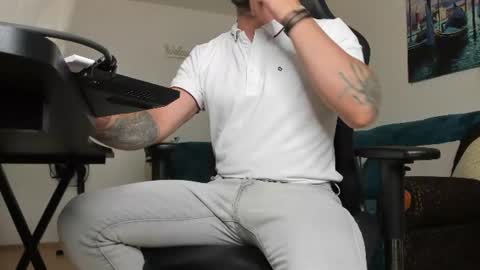 marioslim online show from 07/11/26, 05:43