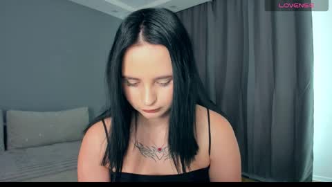 Snapshot of marisasue chatting on 03/12/25, 10:26 MarisaSue online show from 03/12/25, 10:26