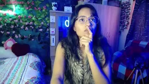 Maritza Ferrer -Samara Beltran online show from 02/13/25, 08:34