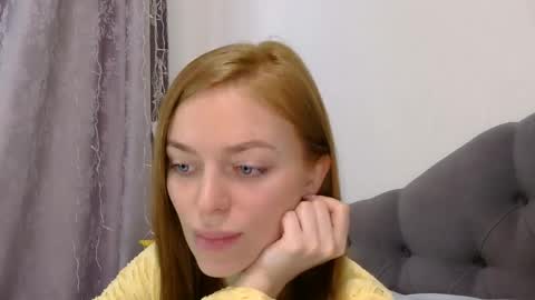 Snapshot of mariwell chatting on 04/13/26, 02:22 mariwell online show from 04/13/26, 02:22