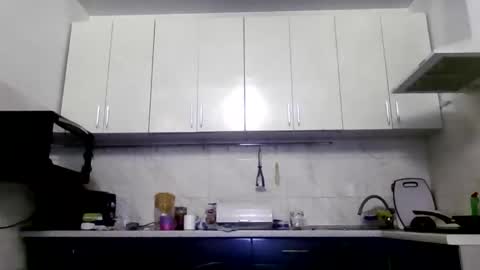 mariza_love359092 online show from 02/08/26, 09:07