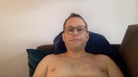 Snapshot of mark32571 chatting on 12/29/24, 11:50 Little Mark online show from 12/29/24, 11:50