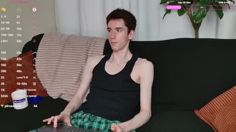 Snapshot of mark327645 chatting on 10/01/25, 07:42 Mark online show from 10/01/25, 07:42