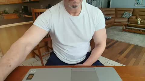 Mark online show from 02/24/25, 04:04
