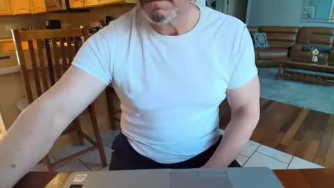 Mark online show from 03/02/25, 10:27