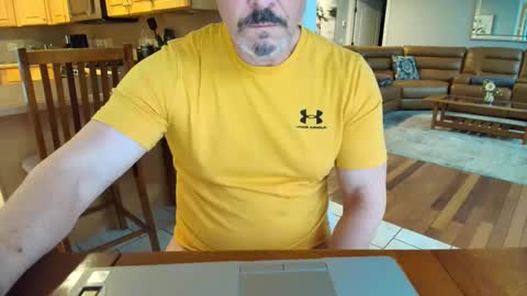 Mark online show from 03/03/25, 10:10
