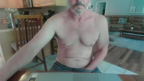 Mark online show from 09/08/25, 05:23
