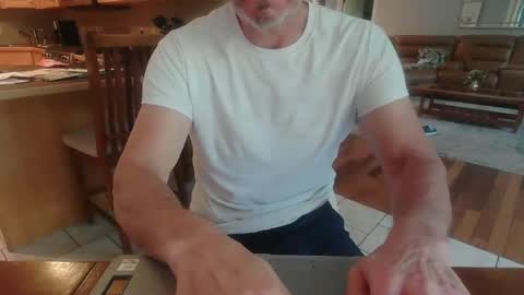 Mark online show from 09/15/25, 02:50