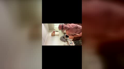 mark_and_lola online show from 02/06/26, 05:12