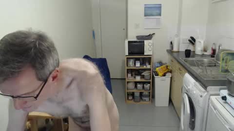 mark_islington online show from 09/24/25, 06:22