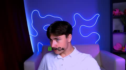 Snapshot of mark_lorens chatting on 11/12/25, 10:26 mark_lorens online show from 11/12/25, 10:26