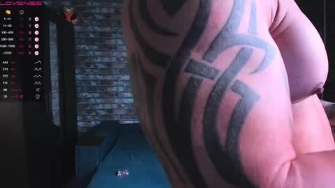 Snapshot of mark_normal chatting on 01/15/26, 08:41 Mark online show from 01/15/26, 08:41