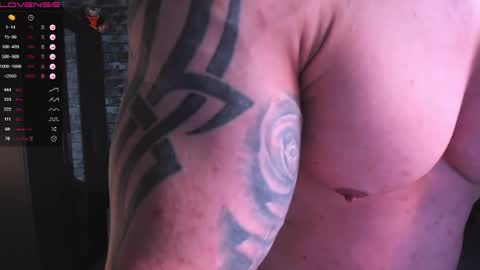 Snapshot of mark_normal chatting on 02/19/26, 02:18 Mark online show from 02/19/26, 02:18