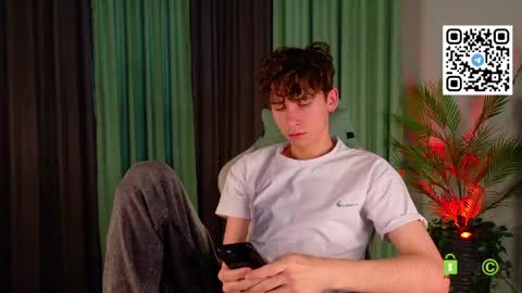 Mark online show from 03/22/26, 12:08