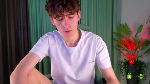 Mark online show from 04/17/26, 11:02