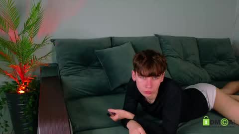 Mark online show from 05/11/26, 11:05