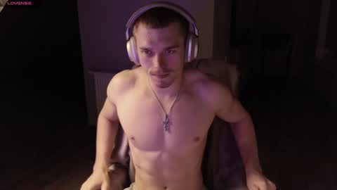 Snapshot of mark_stiff chatting on 12/23/24, 01:08 Mark online show from 12/23/24, 01:08