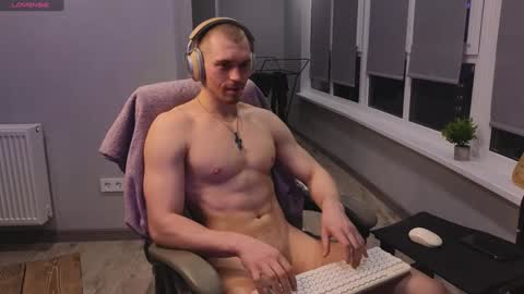 Snapshot of mark_stiff chatting on 01/10/25, 03:16 Mark online show from 01/10/25, 03:16