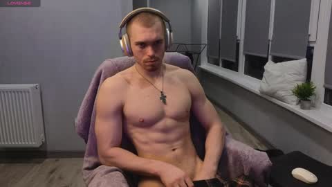 Snapshot of mark_stiff chatting on 01/11/25, 03:42 Mark online show from 01/11/25, 03:42