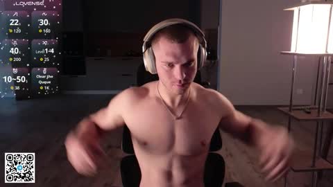 Snapshot of mark_stiff chatting on 09/15/25, 03:06 Mark online show from 09/15/25, 03:06