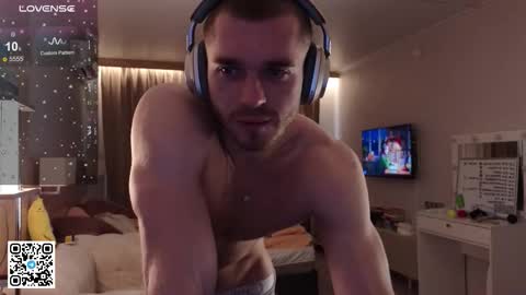 Mark online show from 11/02/25, 10:06