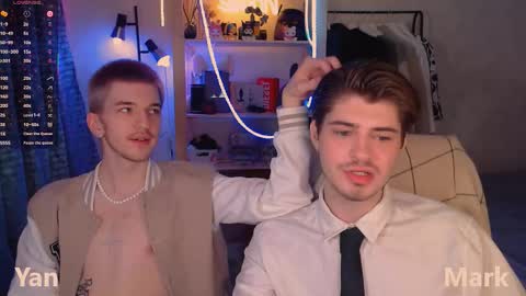 Mark online show from 12/19/25, 06:26